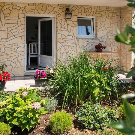 Apartman Lori Кастав Экстерьер фото