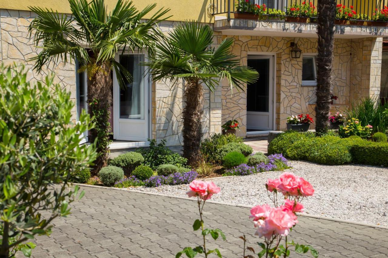 Apartman Lori Кастав Экстерьер фото